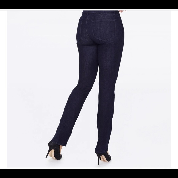 NYDJ Dark Wash Women’s Straight Leg Jeans Size 8 Classic Fit Weekend Date Night - Picture 2 of 7